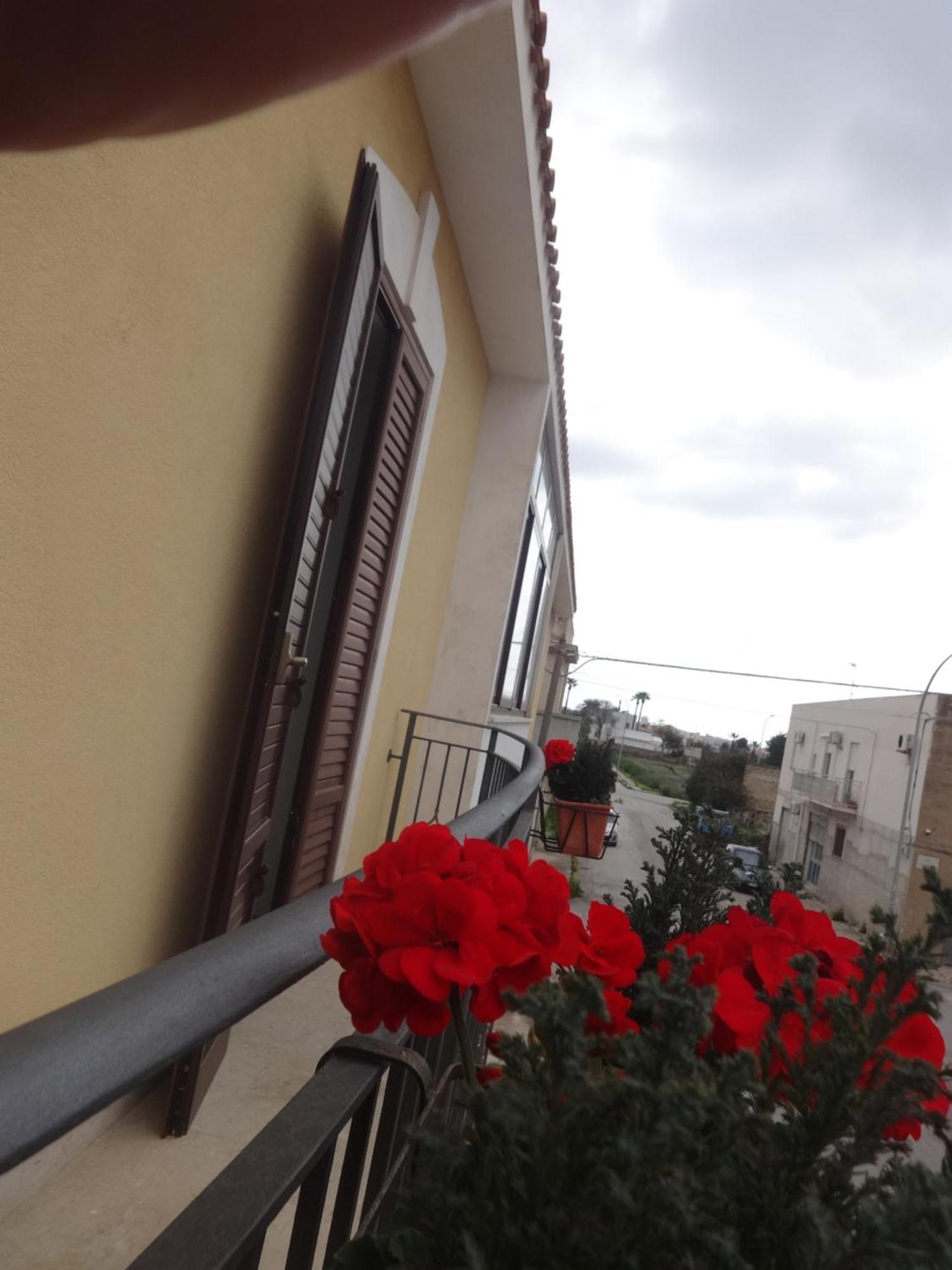 Calliope Trapani Buitenkant foto